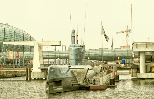 Обои картинки фото корабли, моторные лодки, субмарина