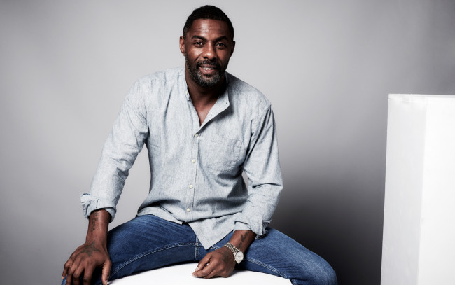 Обои картинки фото idris elba, мужчины, idrissa, akuna, elba, улыбка, знаменитости, портрет, идрис, эльба, британский, актер, фотосъемка