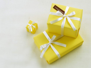 Картинка праздничные подарки коробочки