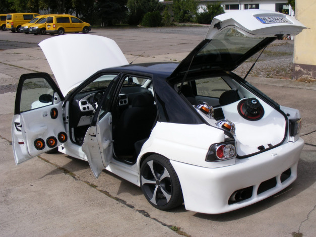 Обои картинки фото автомобили, выставки, уличные, фото