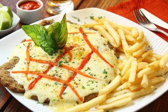 Картинка еда вторые+блюда отбивная соус фри