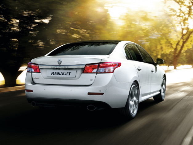 Обои картинки фото автомобили, renault, светлый, 2013г, latitude