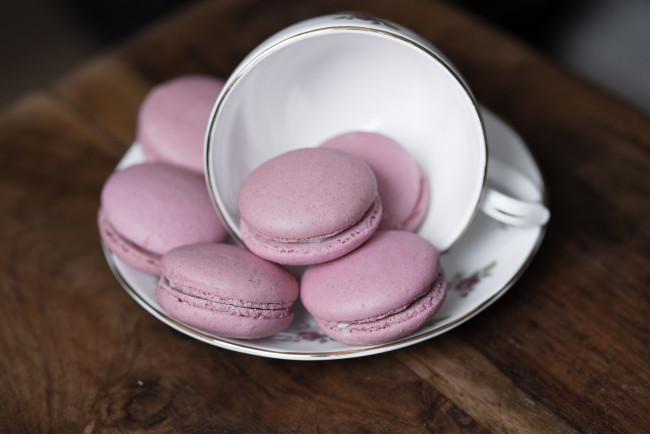 Обои картинки фото еда, - макаруны, розовый