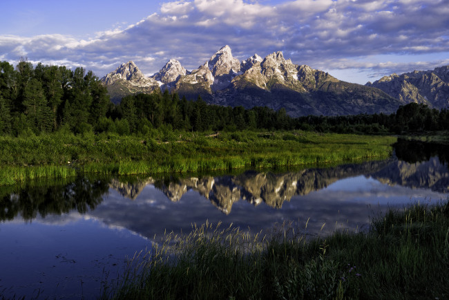 Обои картинки фото природа, реки, озера, река, лес, горы