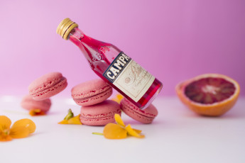 Картинка еда макаруны печенье сироп бутылка сладость