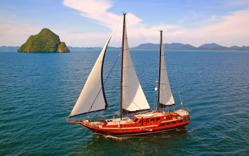 Картинка корабли Яхты море острова яхта