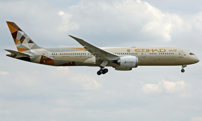 Обои картинки фото авиация, пассажирские самолёты, авиалайнер