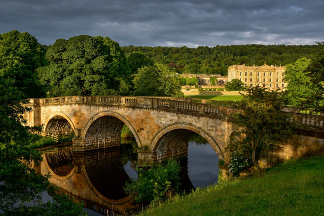 Обои картинки фото города, - мосты, водоем, трава, деревья, здание, облака