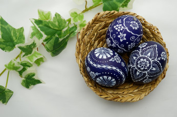 Картинка праздничные пасха яйца веточка праздник корзина весна листья