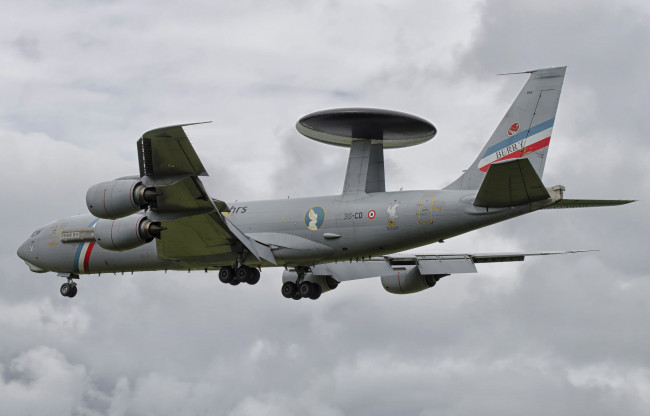 Обои картинки фото boeing e3f, авиация, боевые самолёты, ввс