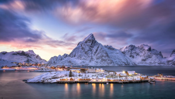 Картинка города лофотенские+острова+ норвегия горы фьорд дома зима снег