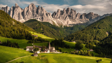 Картинка val+di+funes santa+maddalena italy города валь-де-фюнес +санта-маддалена+ италия val di funes santa maddalena