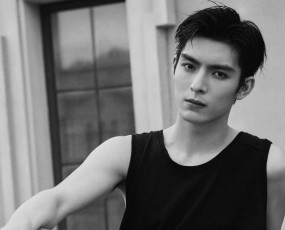 Картинка мужчины wang+hao+xuan ван хаосюань wang hao xuan