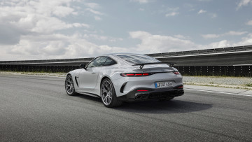Картинка автомобили mercedes-benz amg gt-63 pro 2025 немецкий мощный автомобиль
