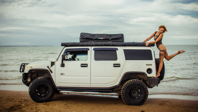 Обои картинки фото автомобили, -авто с девушками, hummer, h2