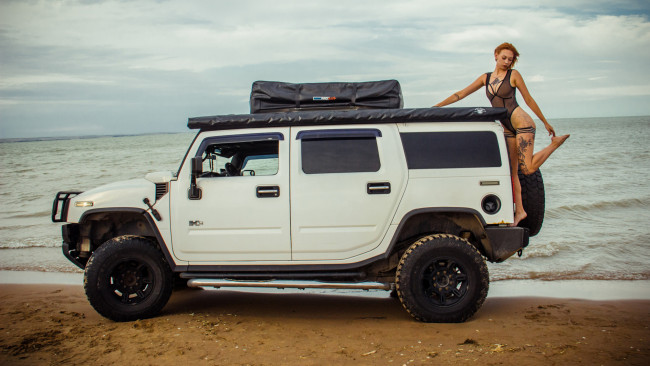 Обои картинки фото автомобили, -авто с девушками, hummer, h2