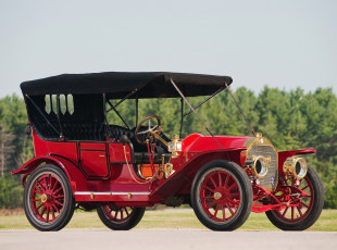 Картинка автомобили классика небо дорога трава лес