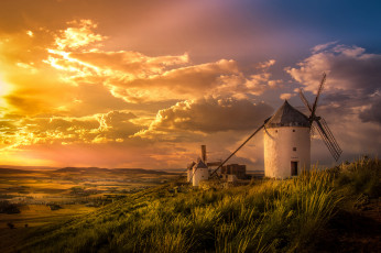 Картинка разное мельницы небо долина ветряные испания