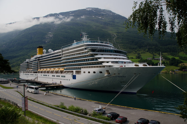 Обои картинки фото costa luminosa, корабли, лайнеры, лайнер, круиз