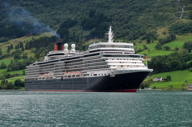 Обои картинки фото queen elisabeth, корабли, лайнеры, лайнер, круиз