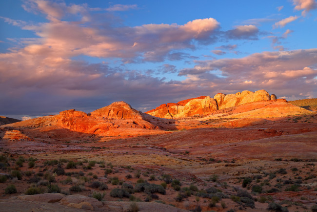 Обои картинки фото природа, горы, небо, закат, скалы