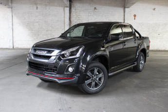 Картинка автомобили isuzu