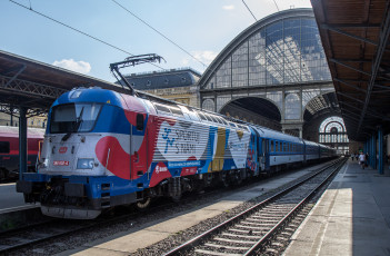 Картинка техника электровозы состав локомотив