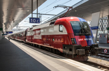 Картинка техника электровозы локомотив состав