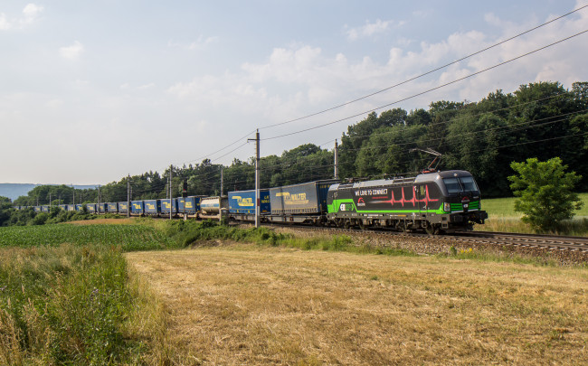 Обои картинки фото техника, электровозы, локомотив, состав