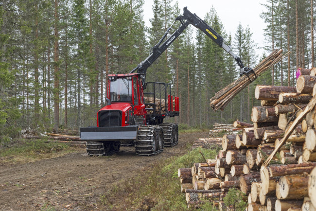 Обои картинки фото техника, лесоповалочная техника, komatsu