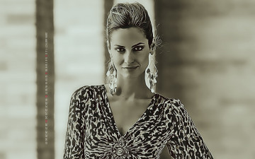 Картинка календари компьютерный+дизайн 2019 calendar девушка серьги взгляд женщина