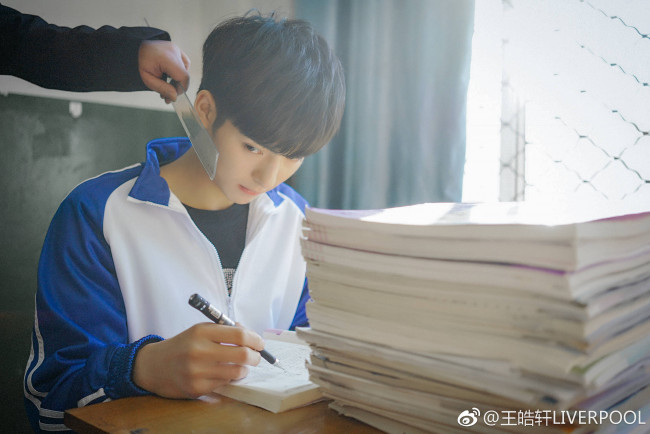 Обои картинки фото ван хаосюань, wang hao xuan, кино фильмы, sand sea, песчаное, море, sand, sea, ван, хаосюань, wang, hao, xuan