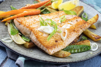 Картинка еда рыбные+блюда +с+морепродуктами морковь лук форель