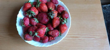 обоя еда, клубника,  земляника, ягоды, спелая