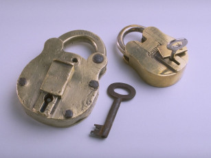Картинка разное ключи замки дверные ручки