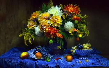 Картинка еда натюрморт букет виноград персики