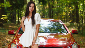 Картинка автомобили -авто+с+девушками mercedes