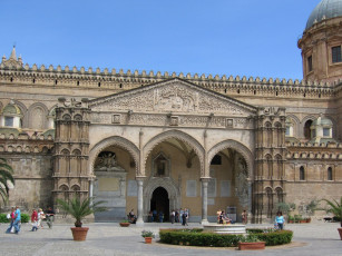 Картинка города католические соборы костелы аббатства