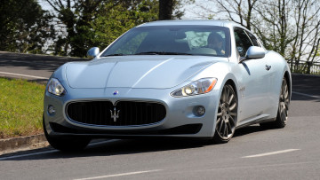Картинка maserati granturismo автомобили эксклюзивные спортивные бизнес-класс италия s p a