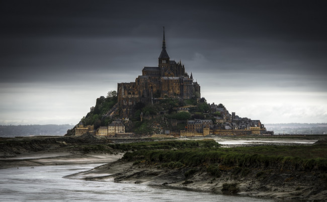 Обои картинки фото города, крепость мон-сен-мишель , франция, мон-сен-мишель, скалистый, остров, нормандия