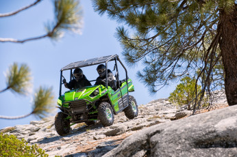 Картинка мотоциклы квадроциклы kawasaki