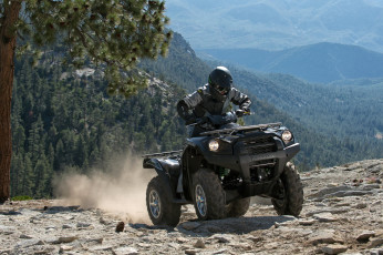 Картинка мотоциклы квадроциклы kawasaki