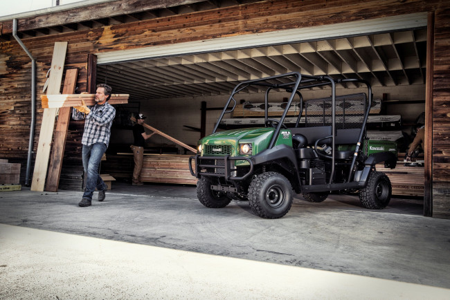 Обои картинки фото мотоциклы, квадроциклы, kawasaki