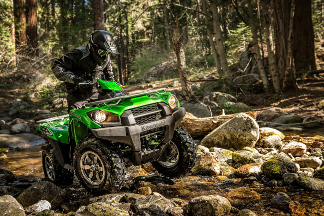 Обои картинки фото мотоциклы, квадроциклы, kawasaki