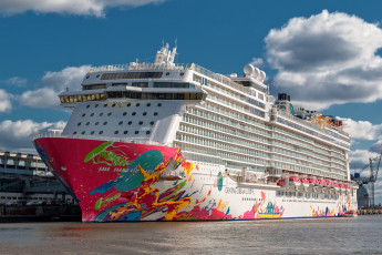 Картинка корабли лайнеры круиз лайнер