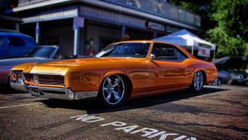 Картинка автомобили выставки+и+уличные+фото buick riviera