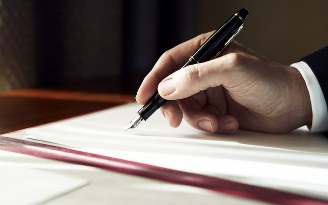 Обои картинки фото разное, руки, ручка, документы