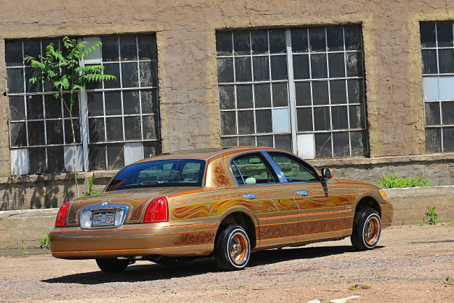 Обои картинки фото 1998-lincoln-towncar, автомобили, lincoln