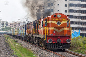 Картинка техника поезда локомотив состав