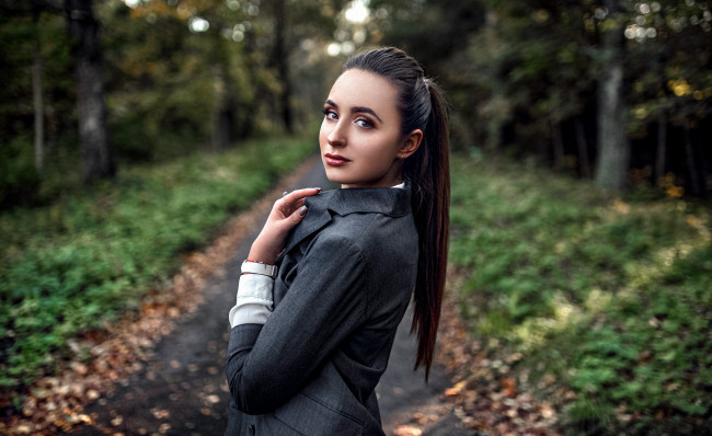 Обои картинки фото девушка, девушки, -unsort , брюнетки, темноволосые, модель